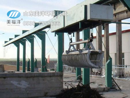 點(diǎn)擊查看詳細(xì)信息<br>標(biāo)題：抓斗式機(jī)械格柵 閱讀次數(shù)：3180