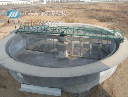 點(diǎn)擊查看詳細(xì)信息<br>標(biāo)題：Center drive mud scraper 閱讀次數(shù)：2623
