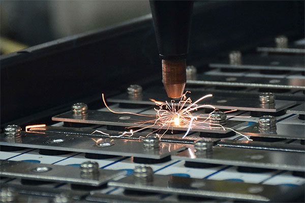 紐扣電池的激光焊接工藝