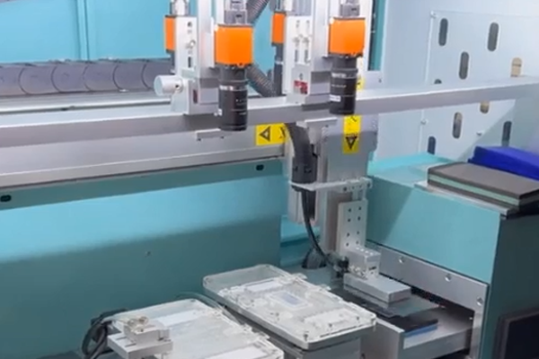 機(jī)器視覺(jué)OCA全貼合應(yīng)用