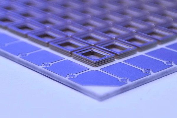 機(jī)器視覺(jué)的陶瓷基板絲印應(yīng)用