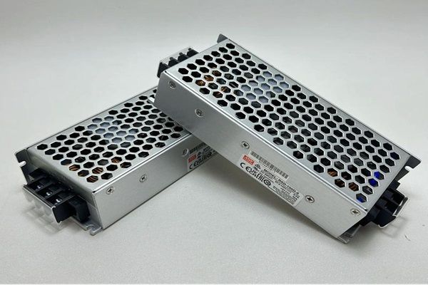 機器視覺的電源標簽檢測應用