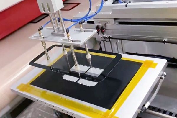 機(jī)器視覺(jué)的玻璃基板對(duì)位貼合應(yīng)用